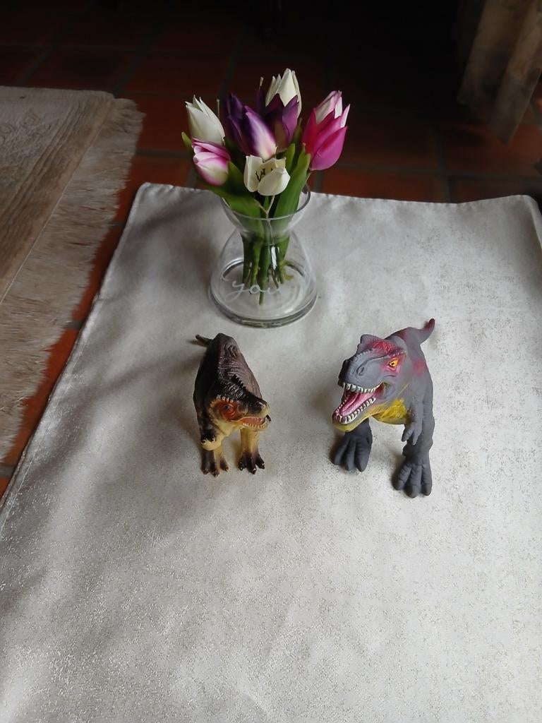 Dinosaurus speelgoed figuren – mooie staat – set van 2, Kinderen en Baby's, Speelgoed | Actiefiguren, Ophalen of Verzenden