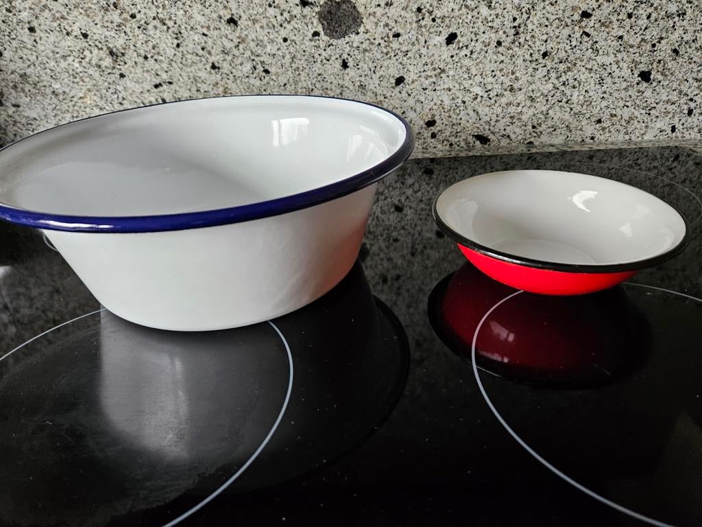 2 ijzeren kommetjes, nieuw, Ophalen of Verzenden