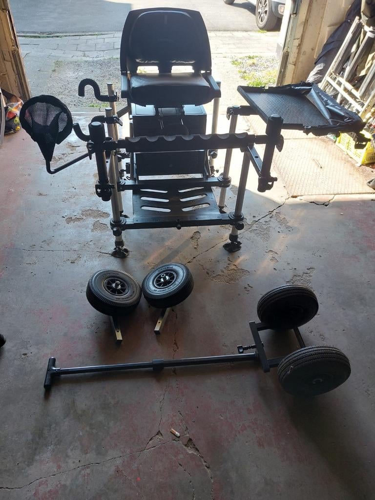 Vend station plus canne, Enlèvement