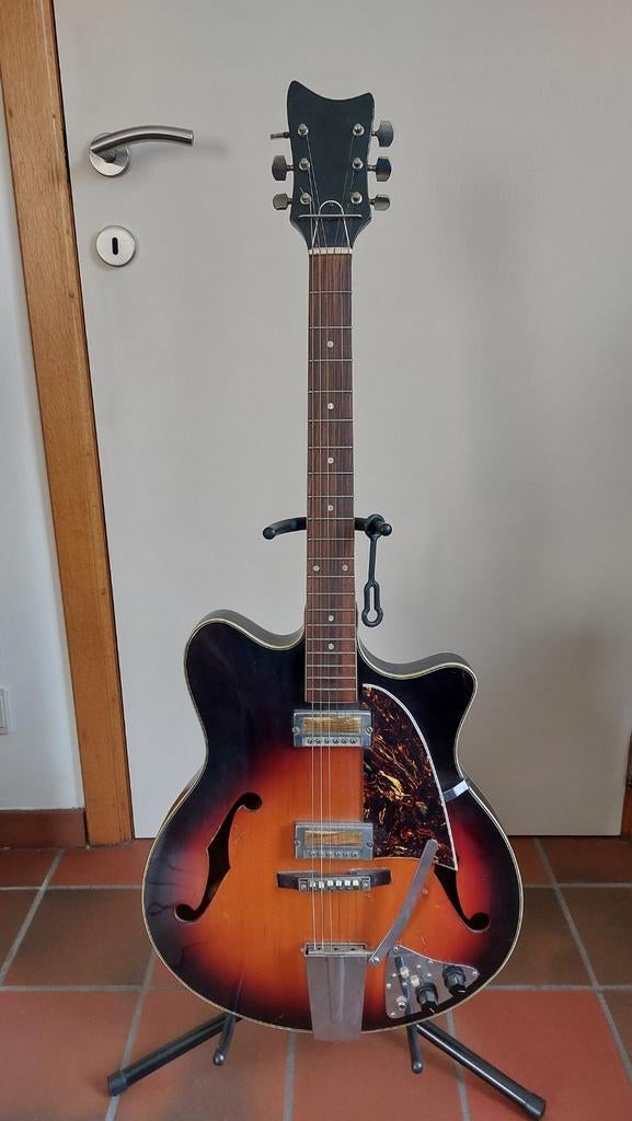 Vintage  gyatonen sg12 MIJ early sixties, Muziek en Instrumenten, Snaarinstrumenten | Gitaren | Elektrisch, Ophalen of Verzenden