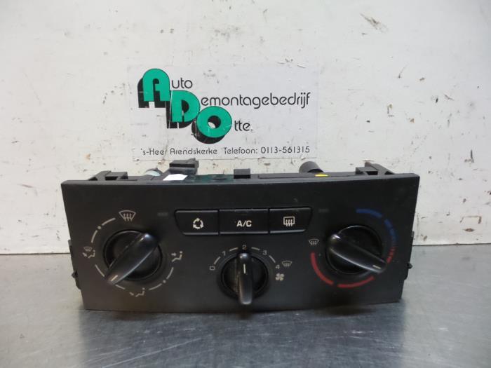 Panneau de commandes chauffage d'un Peugeot 207 (207 06-), -, 3 mois de garantie, Utilisé, -