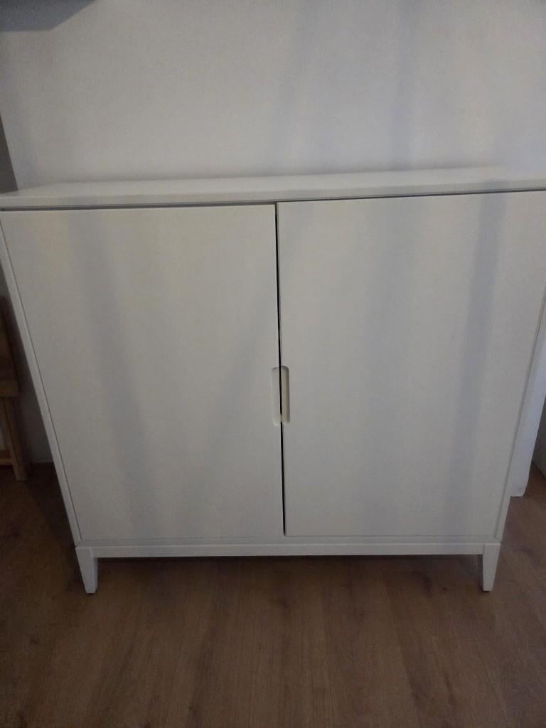 Buffet ikea "REGISSÖR", Huis en Inrichting, Kasten | Buffetkasten, Ophalen, 100 tot 150 cm, 100 tot 150 cm, 25 tot 50 cm