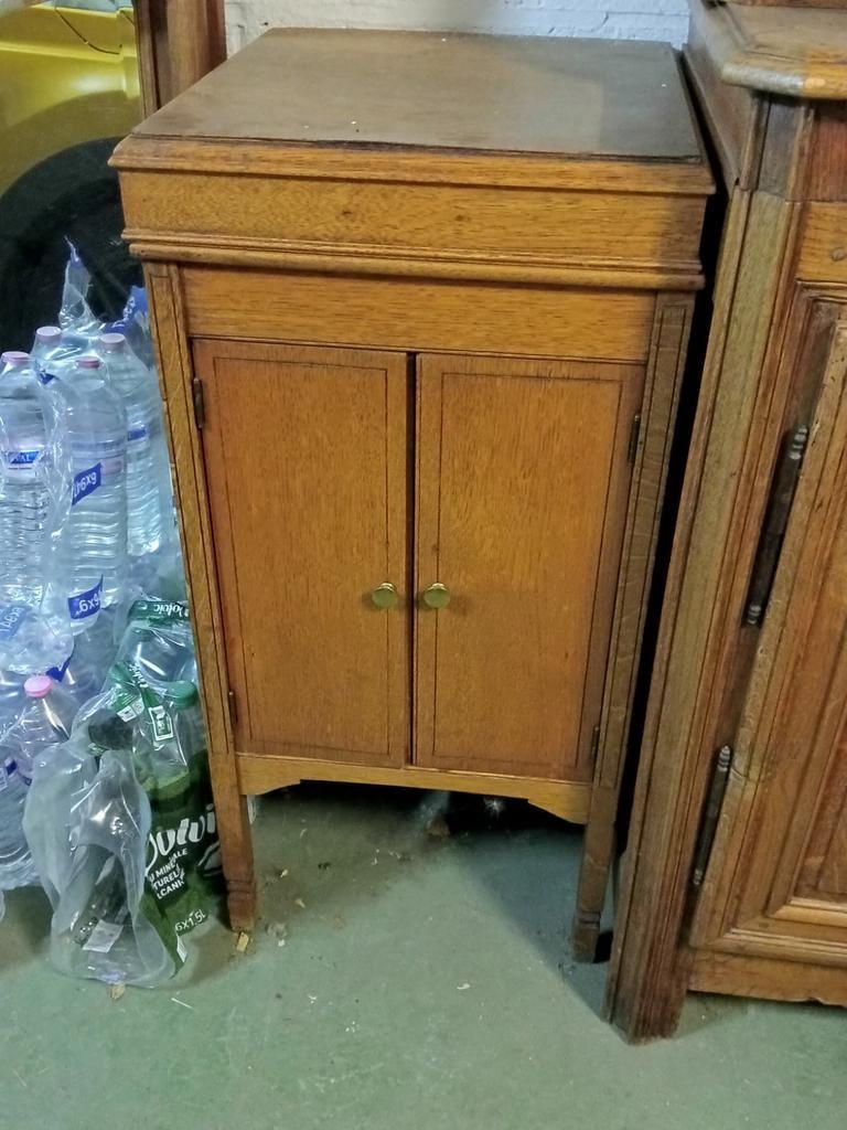 Petit meuble ancien, Enlèvement ou Envoi