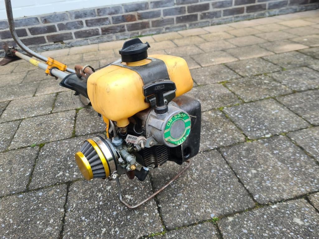 Bosmaaier / kantenmaaier, Tuin en Terras, Ophalen, Benzine