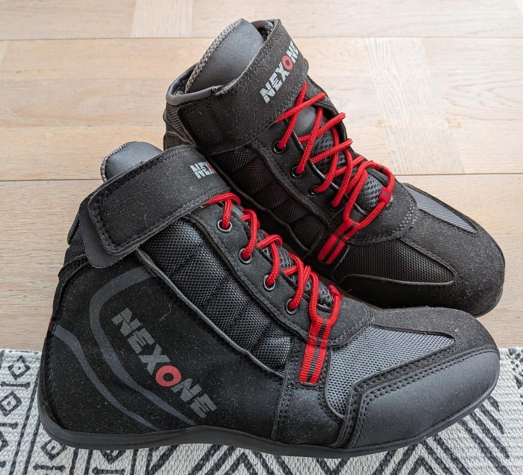 Sportieve Nexone motorschoenen heren - Maat 42, Motoren, Heren, Nexone, Ophalen of Verzenden, Laarzen