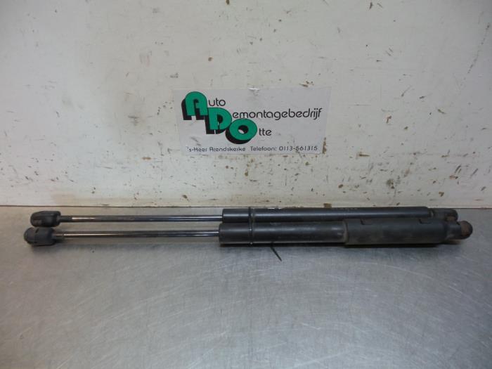 Amortisseur kit capot moteur d'un Mercedes CLK (CLK 97-), Utilisé, -, -, Enlèvement ou Envoi