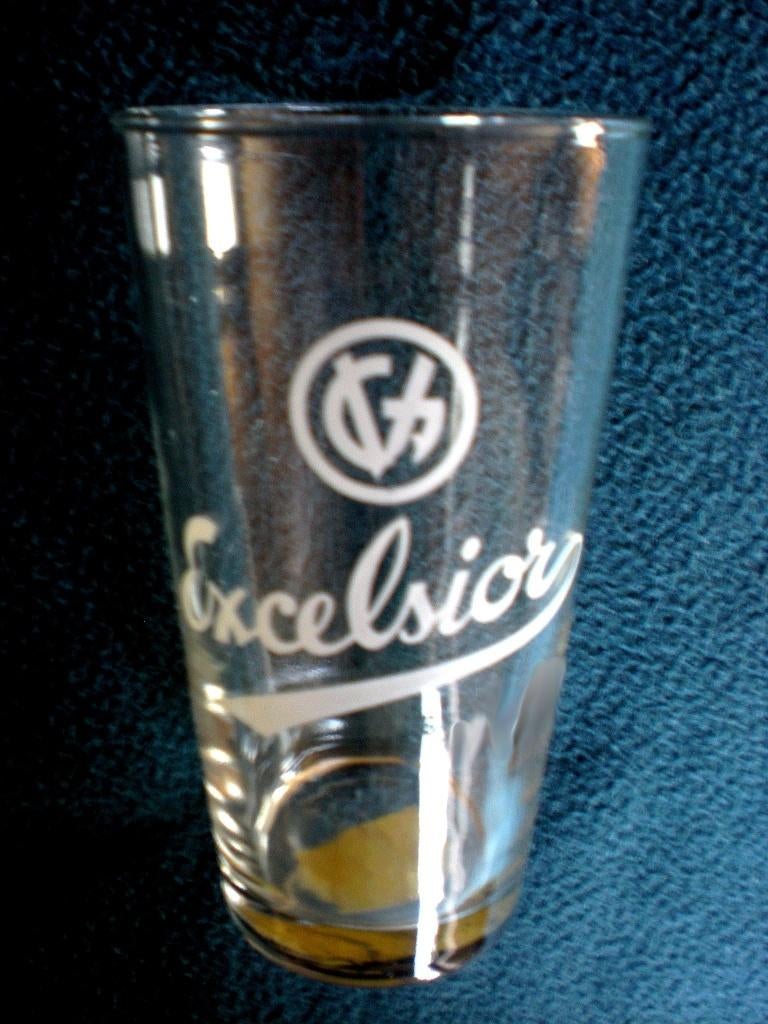 GV Excelsior 33 cl, Enlèvement ou Envoi, Comme neuf, Verre ou Verres