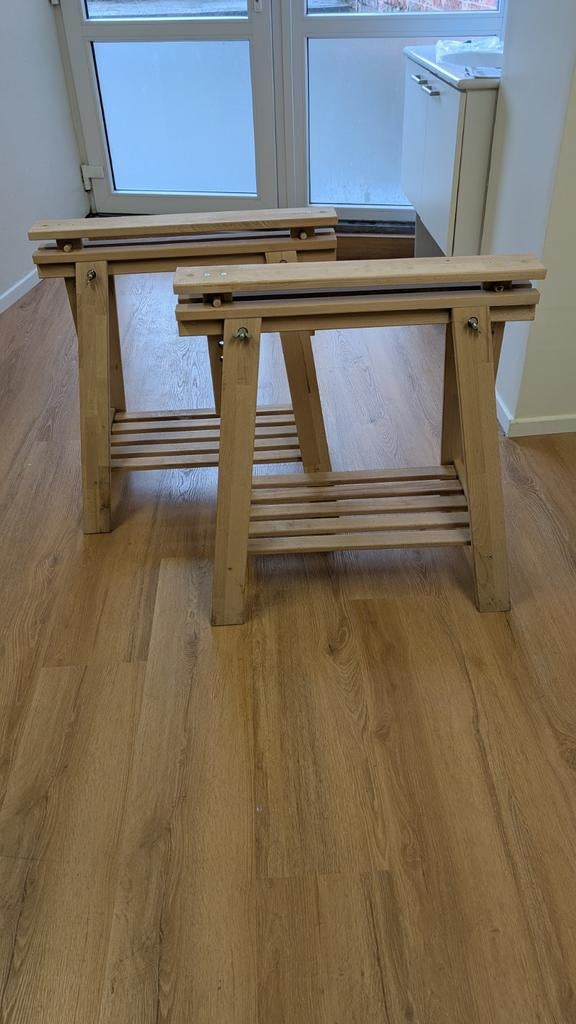 Schragen in hoogte verstelbaar, Ophalen