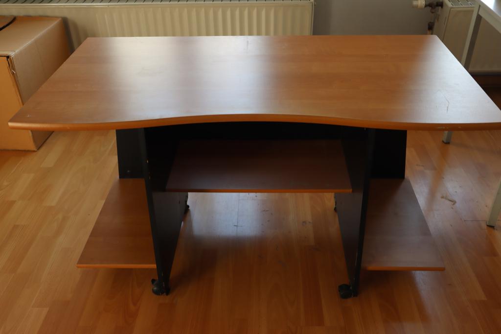 Bureau sur roulettes, Enlèvement, Avec roues, Utilisé, Bureau