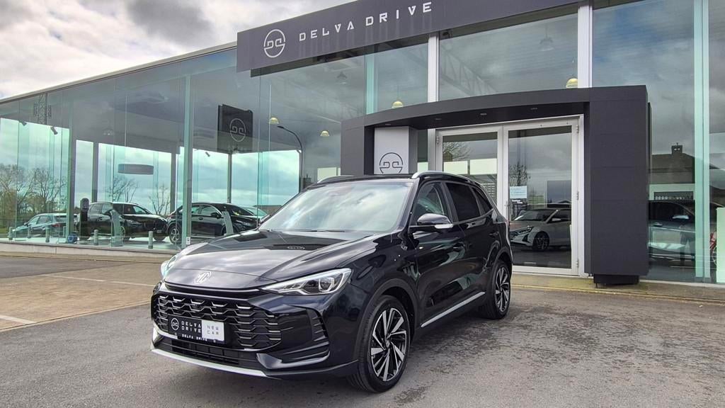 MG ZS 1.5 Hybrid+ Luxury  NIEUW !, Auto's, 197 pk, 145 kW, 1498 cc, Zwart