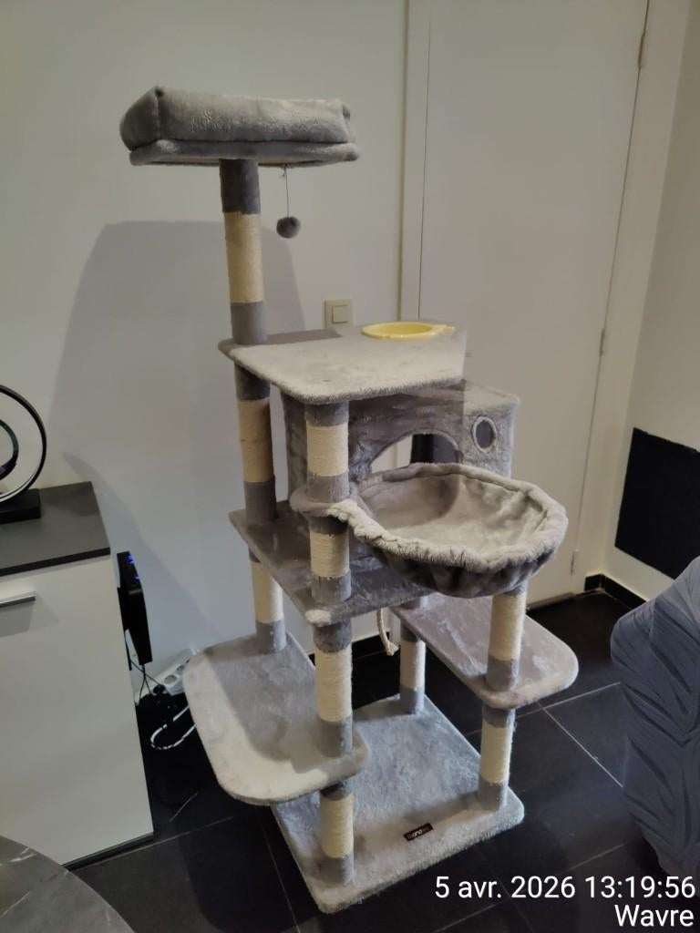 Arbre à chat FEANDREA - Etat impeccable - 163 cm, Animaux & Accessoires, Enlèvement, Utilisé