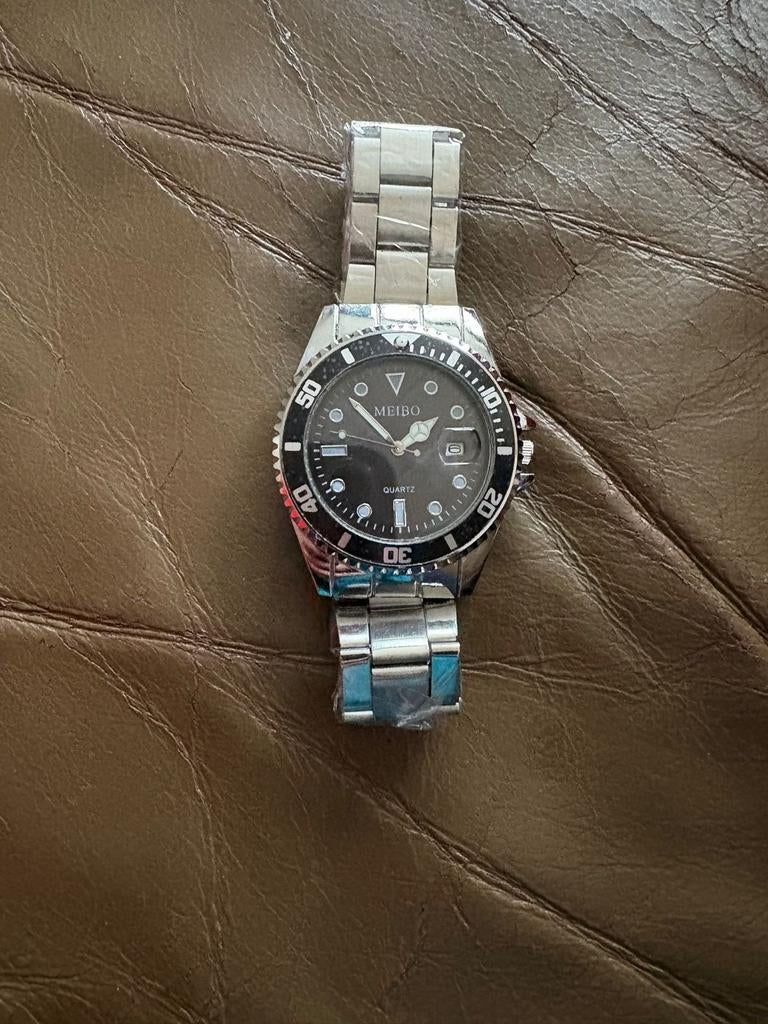 nieuw heren horloge in doos
Montclair noir, Ophalen, Nieuw, Zilver