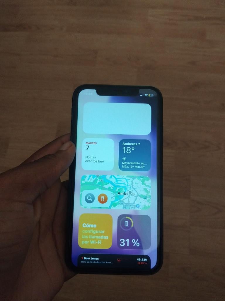 Iphone 11 gooei gebarst achter voorkant niet gebarst, Télécoms, Téléphonie mobile | Apple iPhone, Enlèvement ou Envoi, IPhone 11