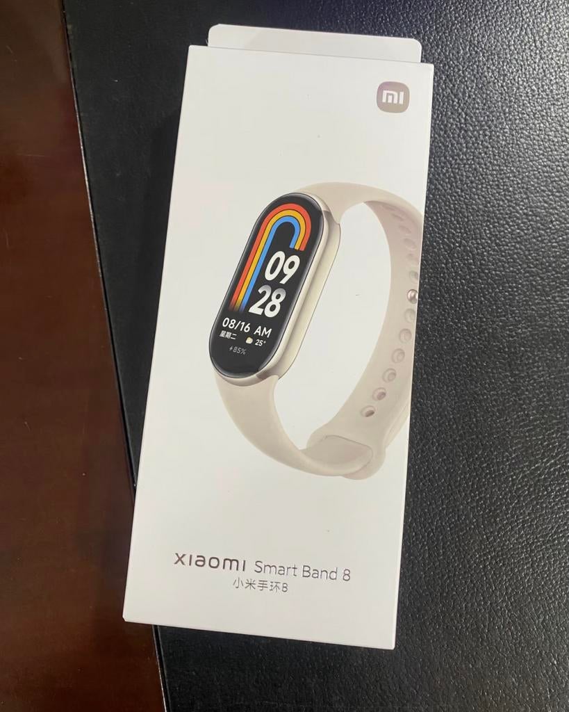 Xiaomi band 8 + Gratis oplader + Gratis doos, Sport en Fitness, Hartslagmeters, Ophalen, Zo goed als nieuw