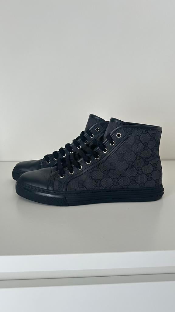 Chaussures Gucci - Noires - En bon état, Enlèvement ou Envoi, Comme neuf, Baskets, Noir