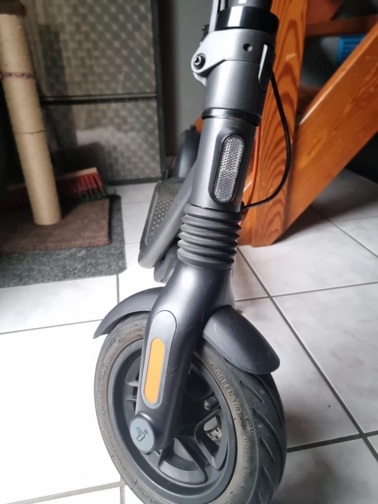 Ninebot F2 Pro (avec 5 mois de garantie), Enlèvement, Utilisé, Step électrique (E-scooter), Segway ninebot