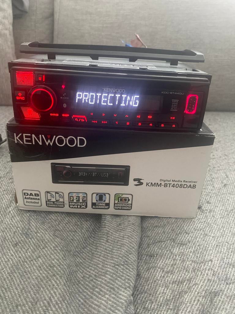 Autoradio KENWOOD CD BT DAB USB AUX, Enlèvement ou Envoi, Neuf