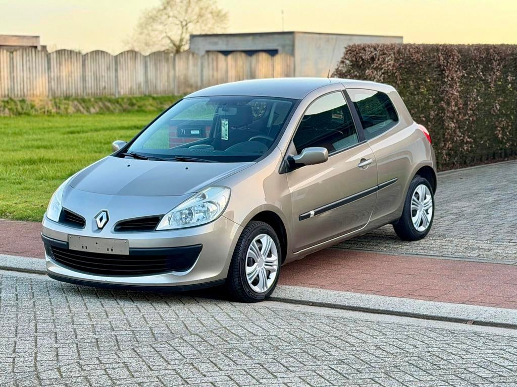Renault Clio 1.2i ** Automatiek ** 120.000 kl ** Gekeurd **, Autos, Renault, Achat, Electronic Stability Program (ESP), 5 places