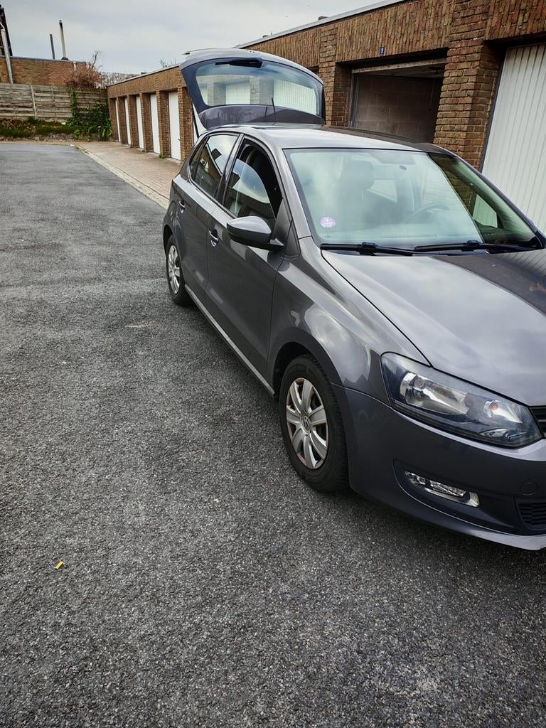 Volkswagen Polo 1.2 gekeurd voor verkoop, Autos, Argent ou Gris, Achat, Boîte manuelle, 5 portes