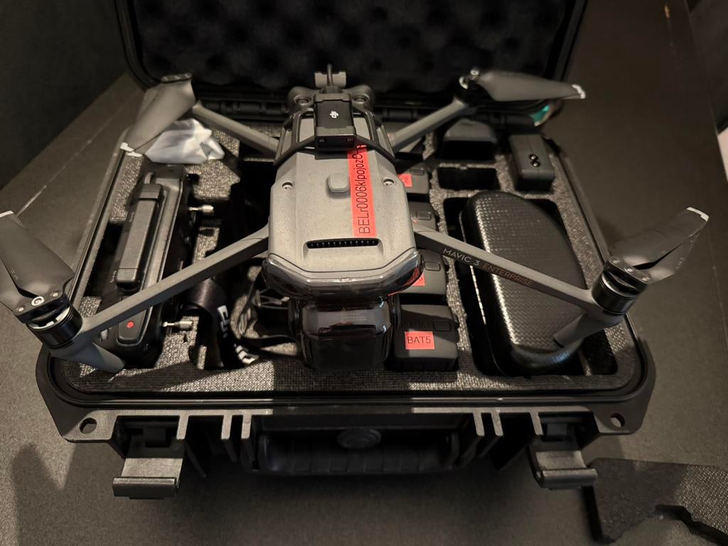 DJI MAVIC 3 entreprise thermal, 900 g à 4 kg, Qualité supérieure, Comme neuf, Retour au point de départ