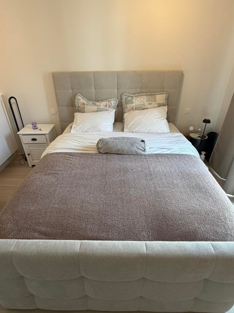 Bed van Beter Bed met Emma matras + topper, Maison & Meubles, Chambre à coucher | Lits boxsprings, Enlèvement, Comme neuf
