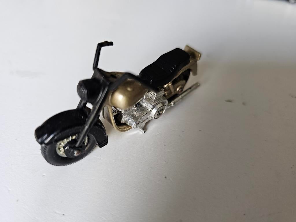 Matchbox lesney moto harley davidson., Collections, Envoi