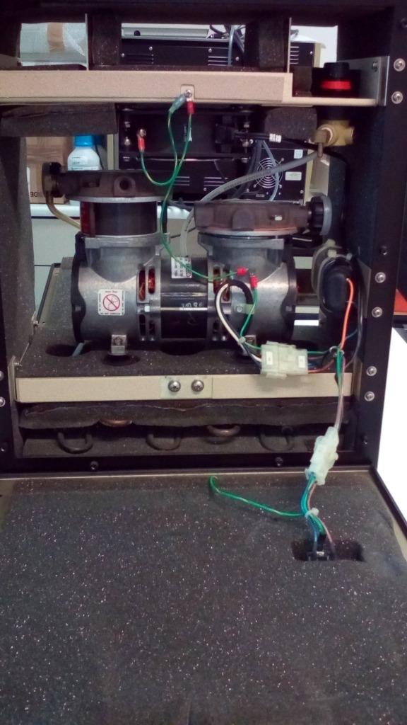 PETITS COMPRESSEURS, Enlèvement