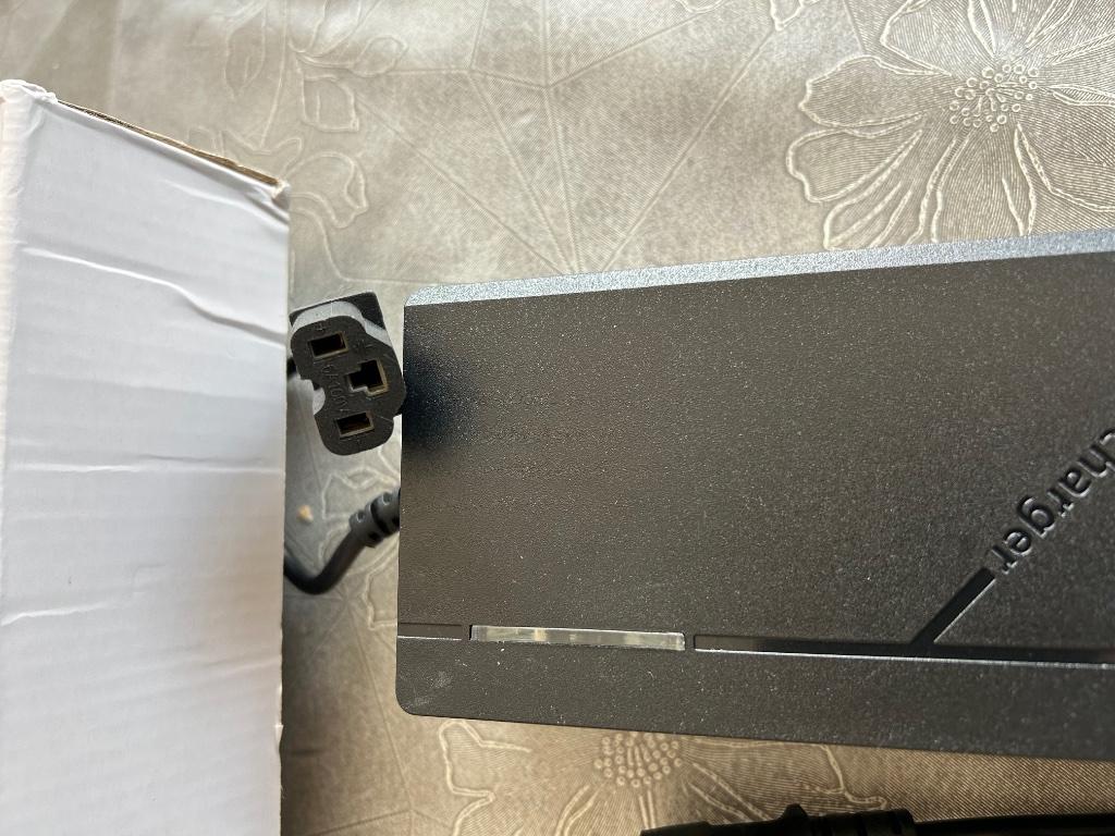 Oplader batterij Li-ion fiets Chargeur batterie Li-ion vélo, Enlèvement ou Envoi, Neuf