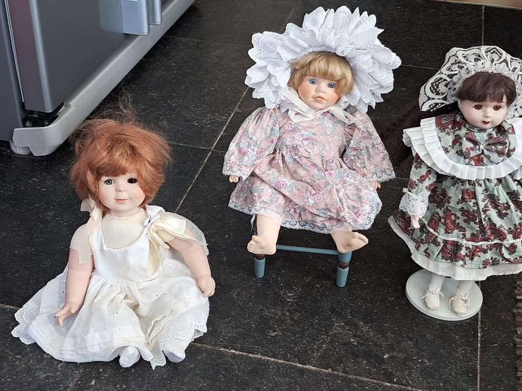 3 porseleinen/stenen poppen, Verzamelen, Ophalen of Verzenden, Gebruikt