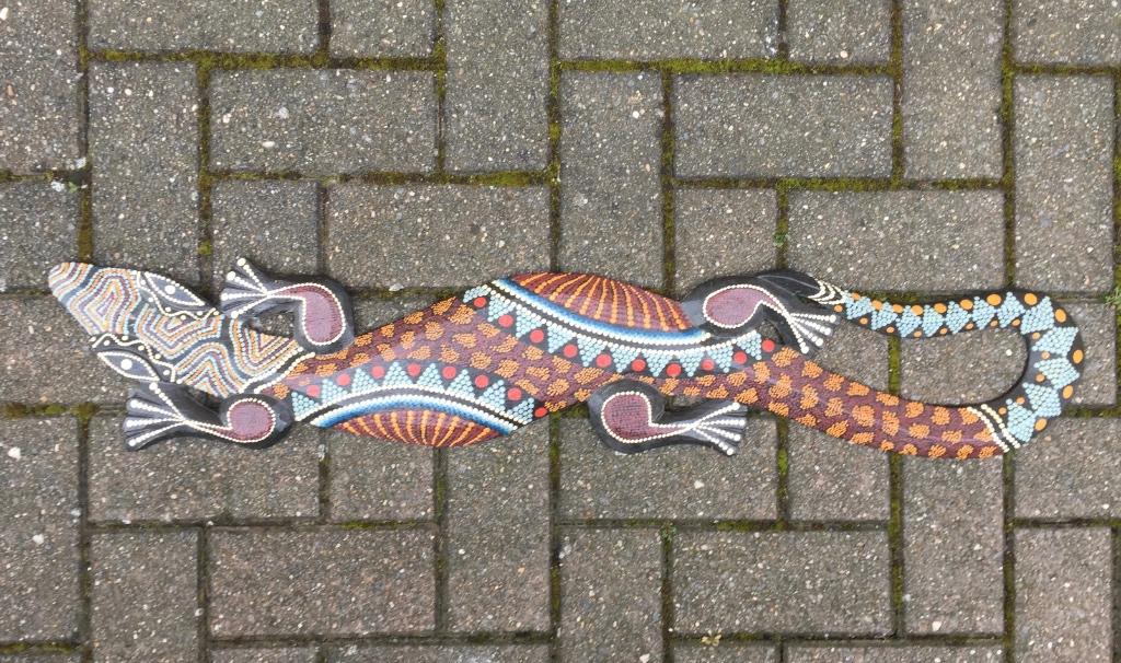 Gecko en bois, design aborigène, belle décoration murale, Enlèvement ou Envoi, Comme neuf