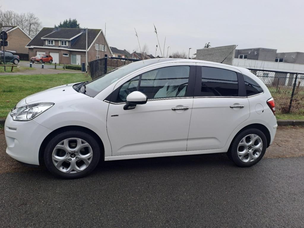 Citroën C3 exclusive 2014 avec toit panoramique, Autos, Citroën, Particulier, C3, Airbags, Essence, Blanc, Enlèvement