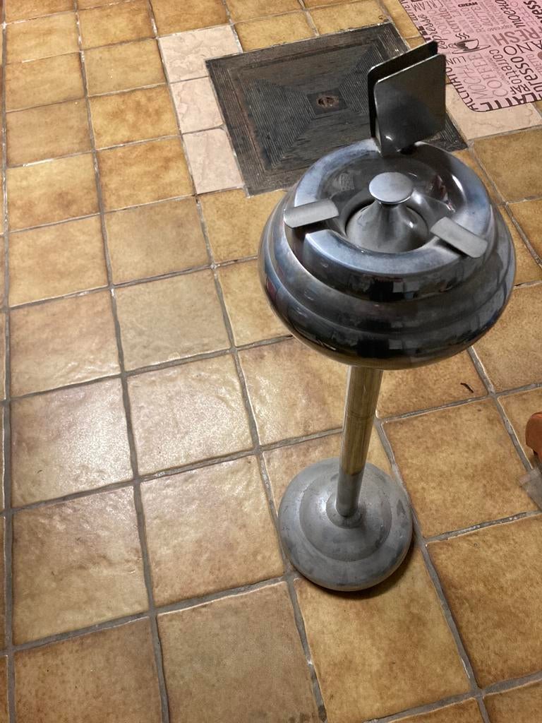 Cendrier cigarette, Maison & Meubles, Enlèvement, Comme neuf