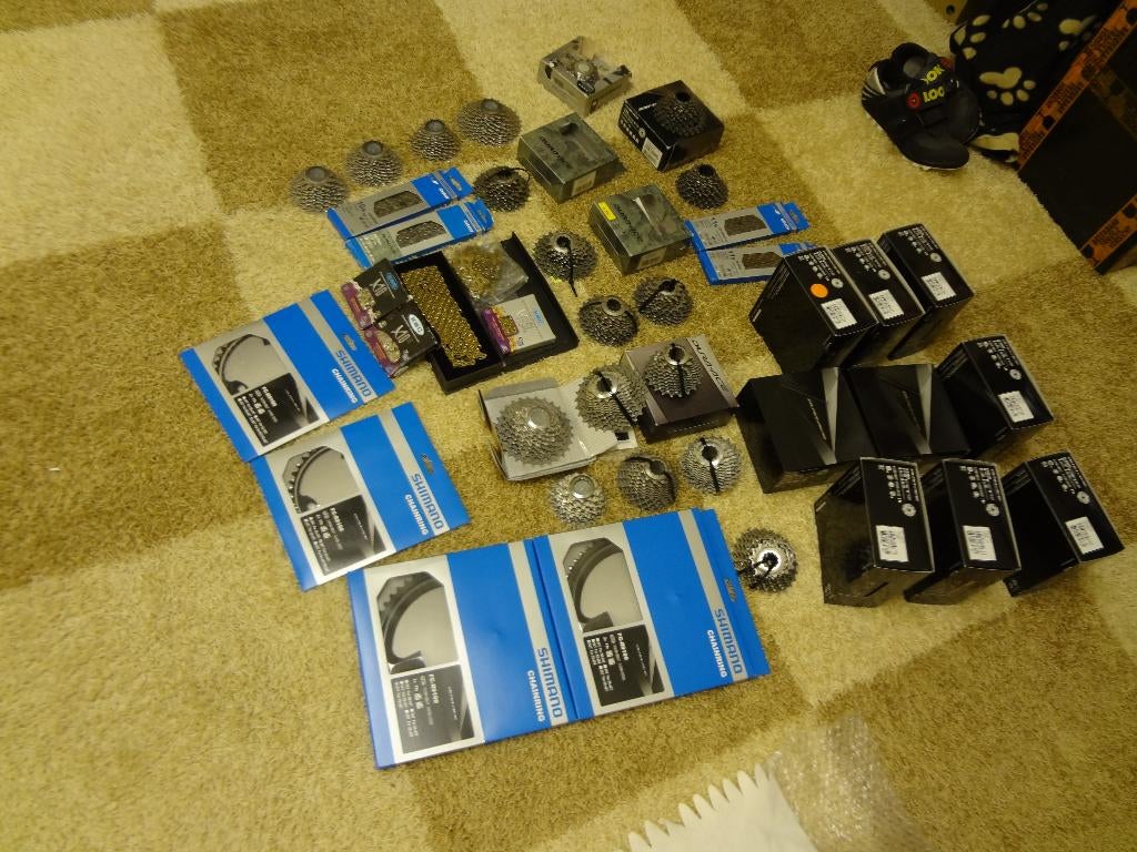 Dura Ace sram 10 of 11 sp cassette ketting bladen crankstel, Enlèvement ou Envoi, Neuf, Autres types