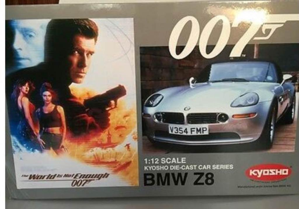 Miniature - BMW Z8 - 1/12 - Kyosho - Version 007 JAMES BOND, Collections, Enlèvement