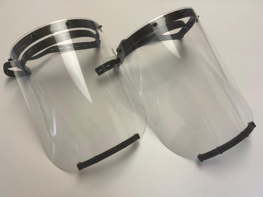 Corona gelaatsscherm - 2 stuks samen =€10 - NIEUW