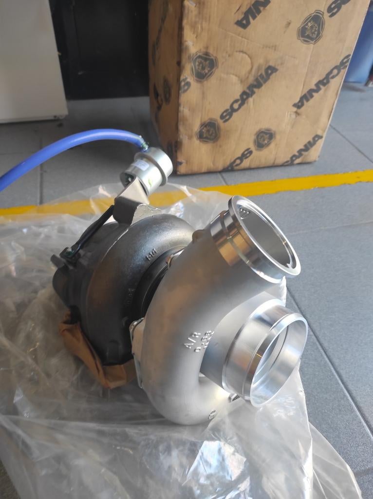 nouveau turbo pour scania, Autos : Pièces & Accessoires, Moteurs & Accessoires, Neuf, Enlèvement