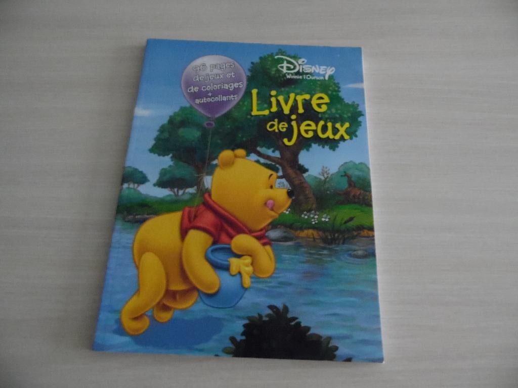 LIVRE DE JEUX   WINNIE L'OURSON    DISNEY   NEUF, Livres, Neuf, Garçon ou Fille, Enlèvement ou Envoi, Fiction général