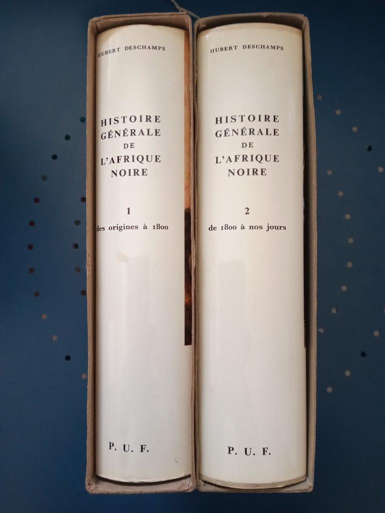 Histoire générale de l'Afrique noire 2 delen in karton box, Boeken, Ophalen of Verzenden, Zo goed als nieuw