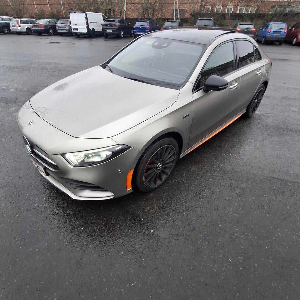 Mercedes-Benz A-CLASS 250 Amg-Pack (automatique), Auto's, Automaat, Zwart, Grijs, Particulier