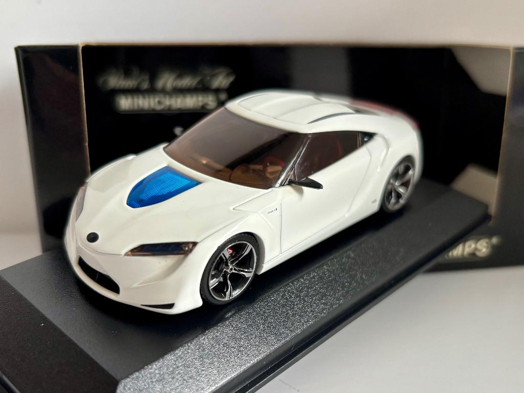 1:43  Toyota FTHS, Enlèvement ou Envoi, Neuf, Voiture, MiniChamps