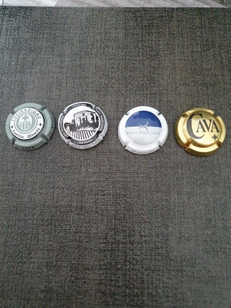 5 Cava capsules, Verzamelen, Ophalen of Verzenden, Zo goed als nieuw