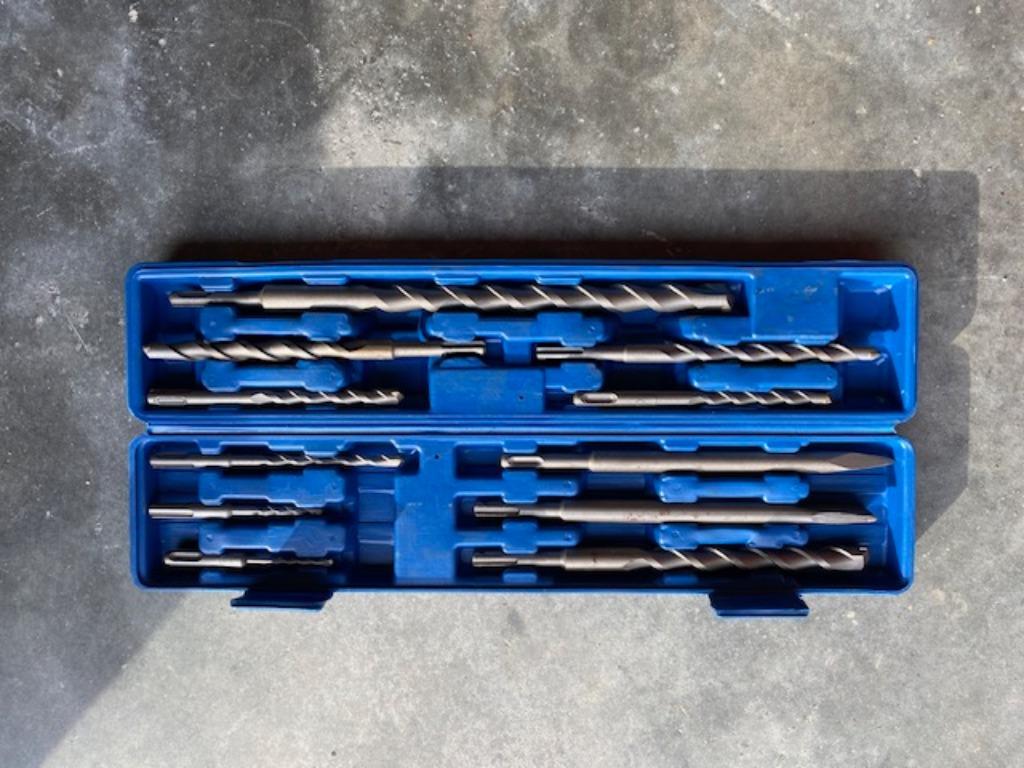 Kit de perçage, Bricolage & Construction, Outillage | Foreuses, Enlèvement, Neuf, Marteau perforateur et/ou Marteau piqueur