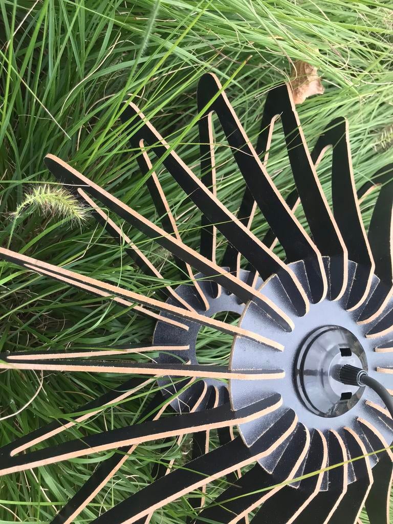 Zwarte hanglamp kurk zgan diameter 45 cm, Huis en Inrichting, Ophalen of Verzenden, Zo goed als nieuw, Overige materialen, Loft Scandinavisch