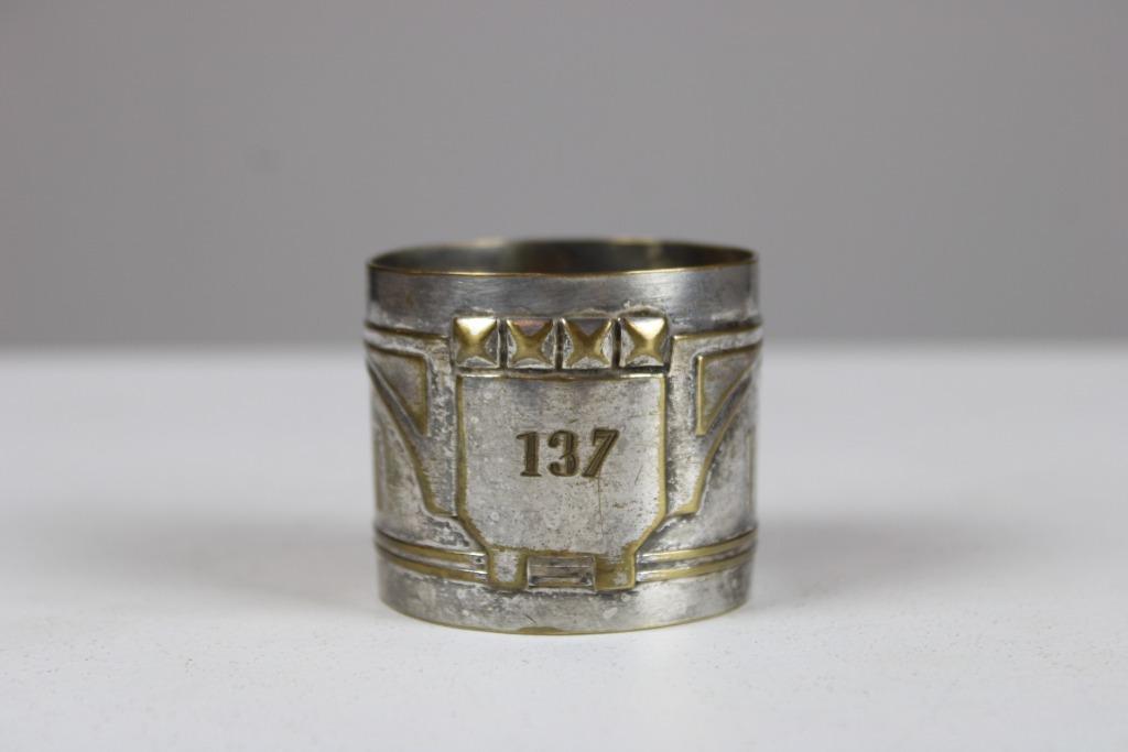 verzilverde Art Deco servetring '137', Ophalen of Verzenden