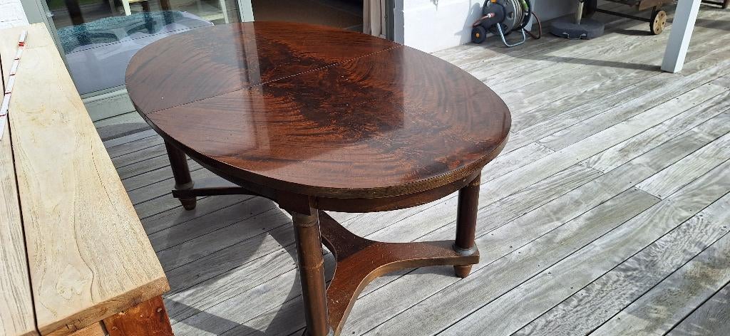 Table ovale de salle à manger en bois précieux, Maison & Meubles, Tables | Tables à manger, Empire, 100 à 150 cm, Enlèvement, Utilisé