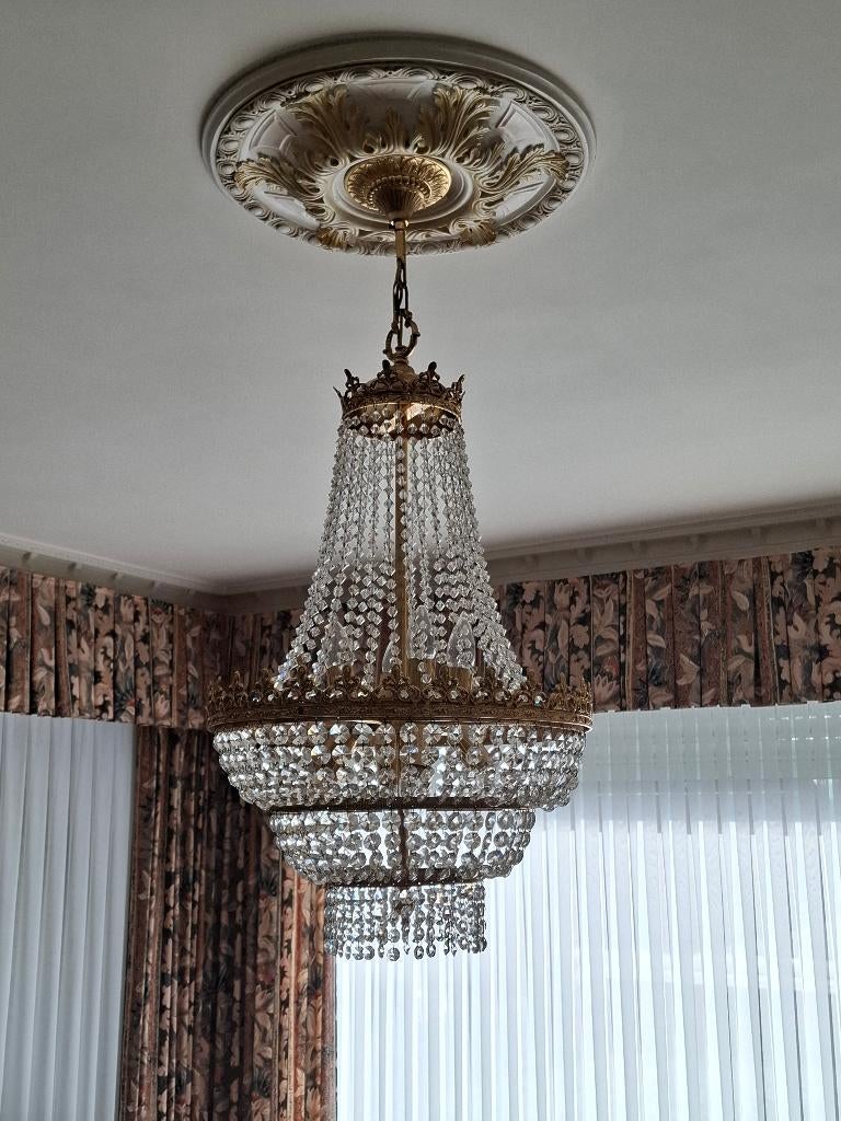 Kristallen luchter, Enlèvement, Utilisé