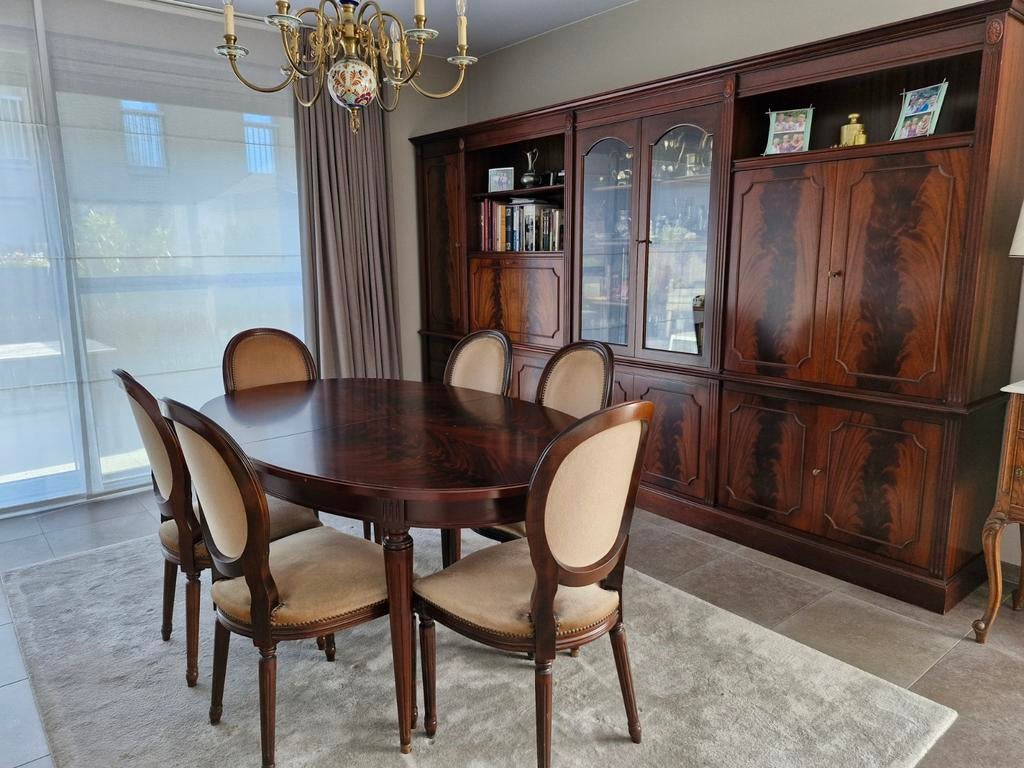 Eetkamer Engelse stijl, mahoniehout, Huis en Inrichting, Stoffering | Vloerbedekking, Ophalen