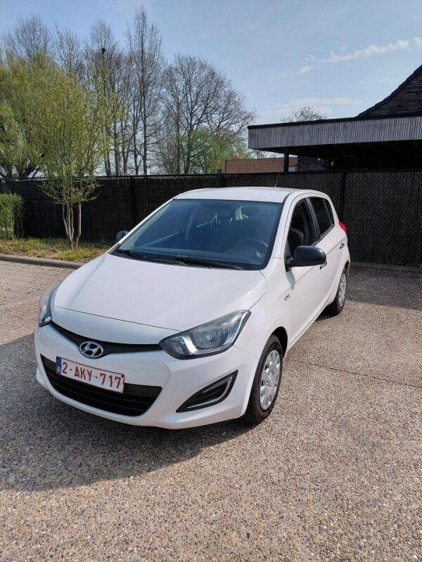 Hyundai i20, Autos, Hyundai, Euro 5, Achat, 63 kW, Boîte manuelle