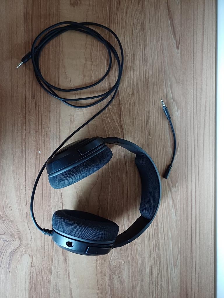 Corsair headset met draad, Ophalen