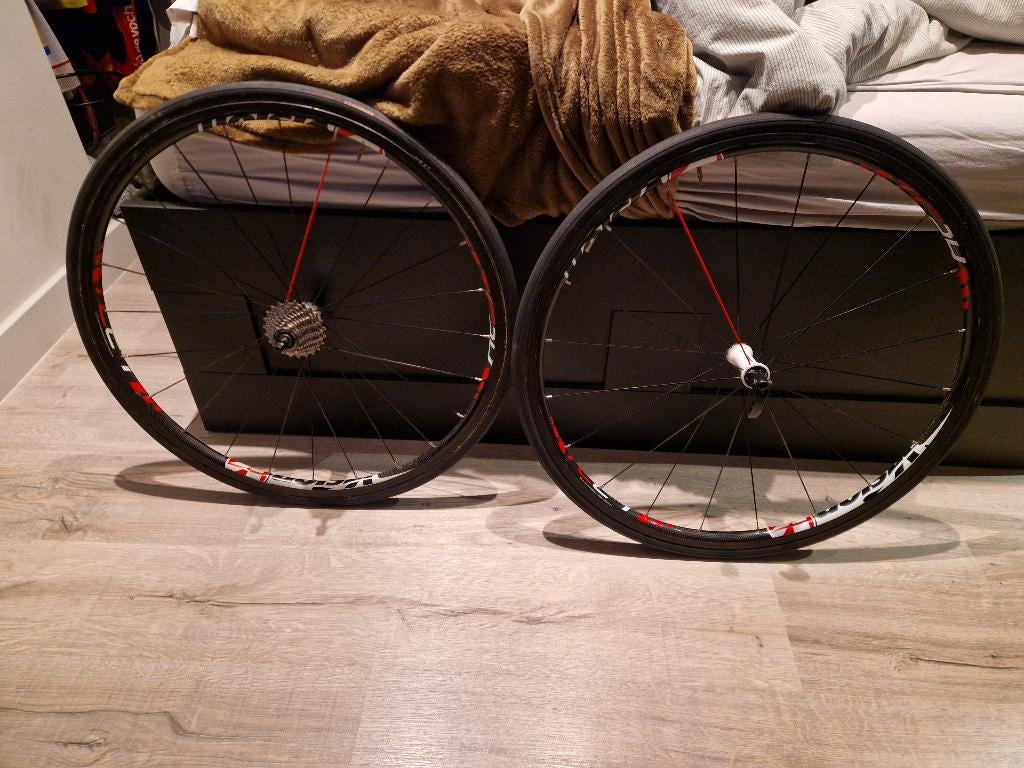 Carbon tube wielen, Vélos & Vélomoteurs, Vélos | Vélos de course, Utilisé, Hommes, Autres marques, Carbone, Enlèvement